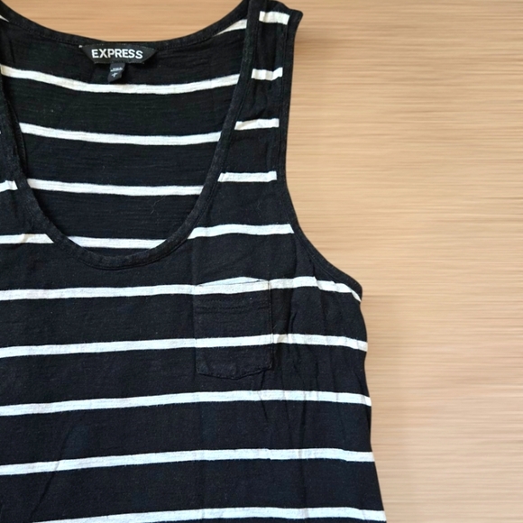 Express Sleeveless Black and White Striped High Low Midi Dress Size Large - Picture 4 of 9